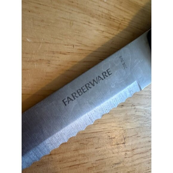 Farberware Bread Knife - Picture 2 of 7